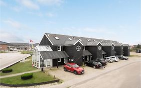 Lejl, 226 St,